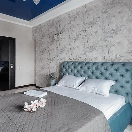 Vip In Arcadia S Apartment